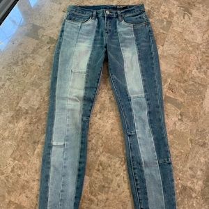 BLANK NYC The Reade Crop Skinny Jean